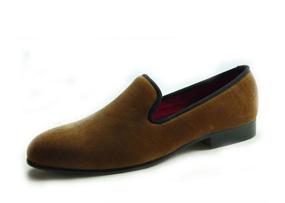 Business-Männer Samt Rauchschuhen Broderierte Herren Rote Suede Loafers