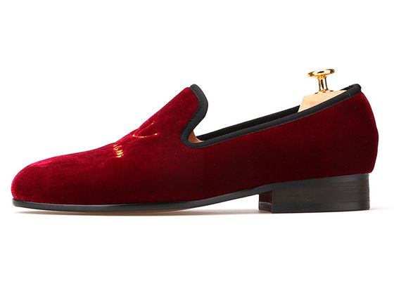 OEM-Schuhe für Männer Velvet Loafers Broderierte Flat Casual Schuhe Männer Schuhe für Partys
