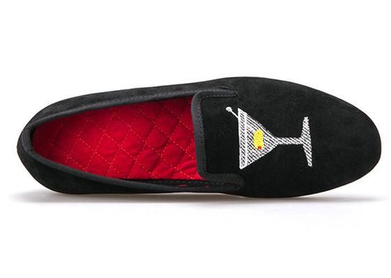 Broderie Männer Samtloafers Männer Schwarze Rauchschuhen mit Wein Glas Design