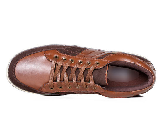 Braune, klassische Herren Sneakers, ODM Männer, echte Leder-Casual Schuhe.
