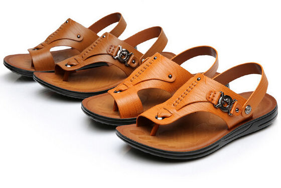 Braune Leder Sandalen für Männer / Sommersandalen für Männer mit Buckelband