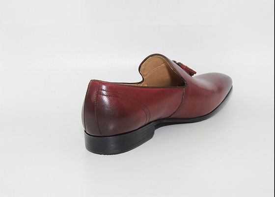 Tassel Hochzeitsschuhe mit niedrigem Absatz Loafers Stil Bullock Round Toe Handgefertigte Oxford-Schuhe