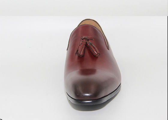 Tassel Hochzeitsschuhe mit niedrigem Absatz Loafers Stil Bullock Round Toe Handgefertigte Oxford-Schuhe