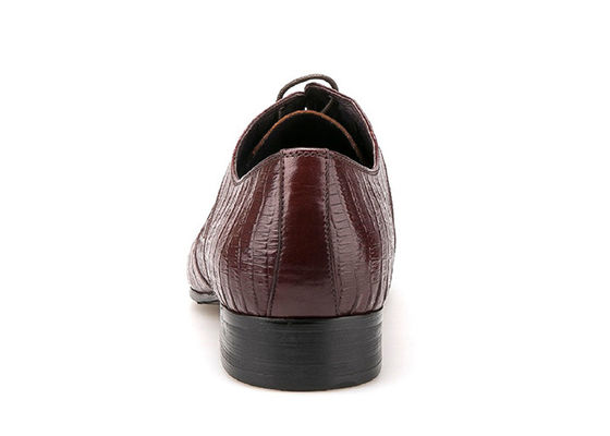 Verbrannte Leder Männer Hochzeitskleid Schuhe Niedrige Absätze Männer Braune Oxford Schuhe
