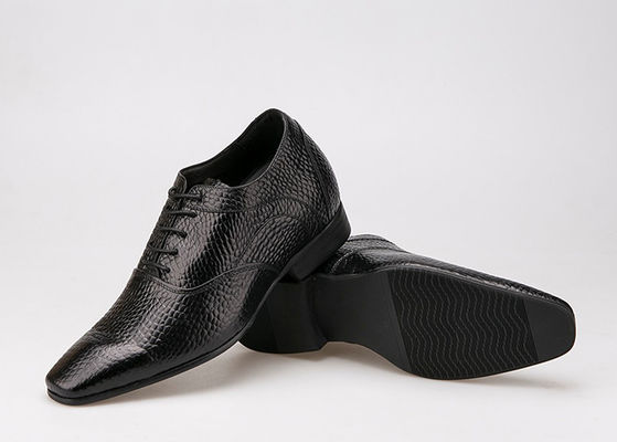 7cm Höhen steigende Aufzugsschuhe, scharfe Zehen schwarze Patent Lederschuhe Oxford