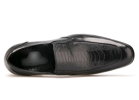 Langlebige Männer Formalkleidung Schuhen Frühjahr / Herbst Komfortable Männer Schwarze Slip On Schuhe