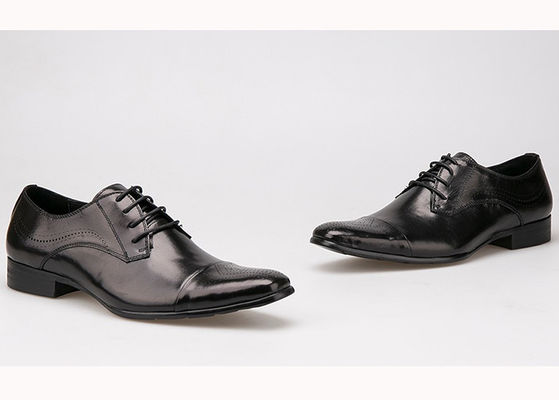 Business-Dress-Schuhe für Männer, britischer Stil, echtes Leder, Spitzen, Brogue-Schuhe