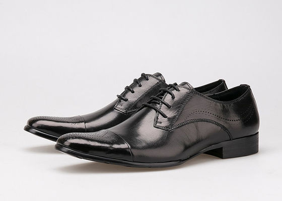 Business-Dress-Schuhe für Männer, britischer Stil, echtes Leder, Spitzen, Brogue-Schuhe