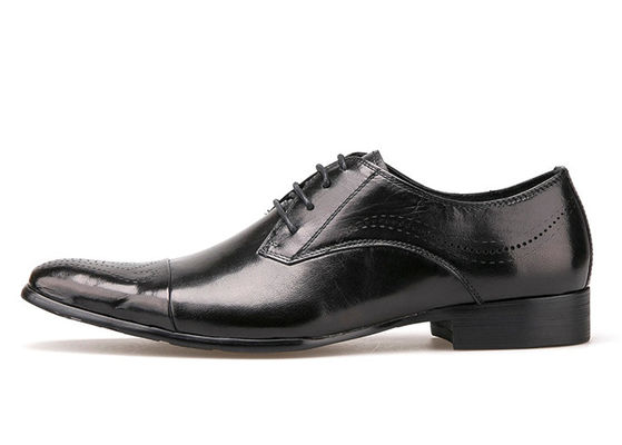 Lace - Up Herren Lederkleid Schuhe Wasserdicht Britischer Stil Herren Schwarze Brogue Schuhe