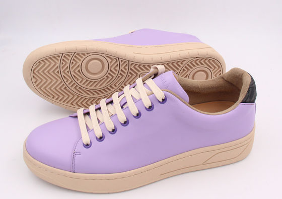 Wisteria Low Top Frauen Leder Sneaker Runder Zeh Verschiedene Größe