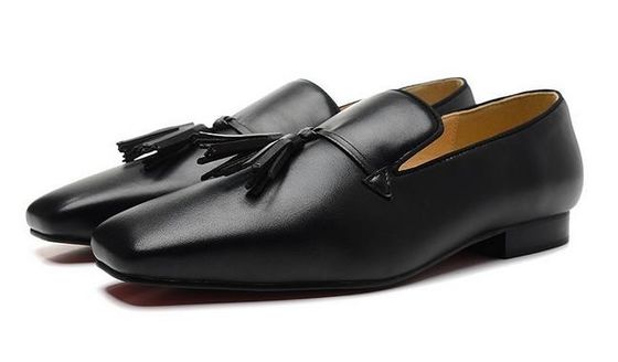 Hochklasse-Männer Kleid Schuhe Patent Leder Quadratzehe Tennis Masculino Flat Rivet