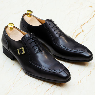 Geprägtes Patent Leder Männliche Formkleid Schuhe Braun ODM genehmigt