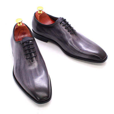Echtes Leder Männer-Schuhe Italien Stilvolle schwarze / braune Business-Schuhe