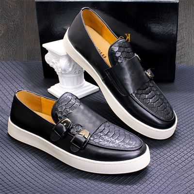 Männer mit niedrigen Absätzen, runde Zehen, Slip auf Turnschuhen, Krokodil Textur, Leder, Pferdebein Loafers