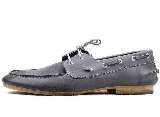 Schuhen aus gebranntem Leder für Männer / luxuriöse handgenähte Bootsschuhe