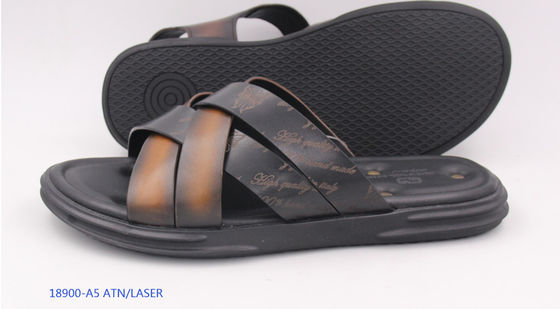 Stilvolle Strandflipflops Gummisohle Sandalen für langlebigen Komfort
