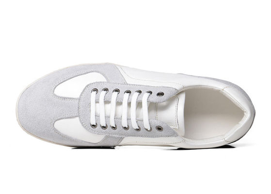 OEM Männer Casual Schuhe Suede Leder Männer Weiße Flachschuhe