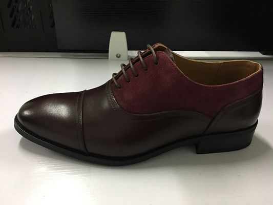 Mode Herren schwarze Derby-Schuhe, runde Zehen Männer schwarze Patent Leder Schuhe