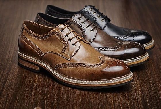 Echtes Leder Männers Hochzeitskleid Schuhe Handgefertigte Männer Gelegenheitsleder Schuhe