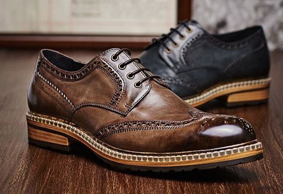 Echtes Leder Männers Hochzeitskleid Schuhe Handgefertigte Männer Gelegenheitsleder Schuhe