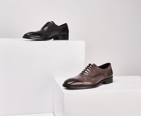 Quadratzähne Männer Hochzeitskleid Schuhe Italienische Flächen Männer Schwarze Oxford Schuhe Für Büro