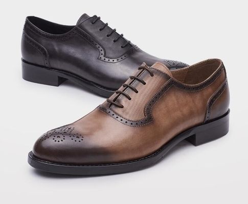 Klassische PU-Schuhe für Männer, Formskleidung, Oxford-Stil, handgefertigte Schuhe für Geschäfte