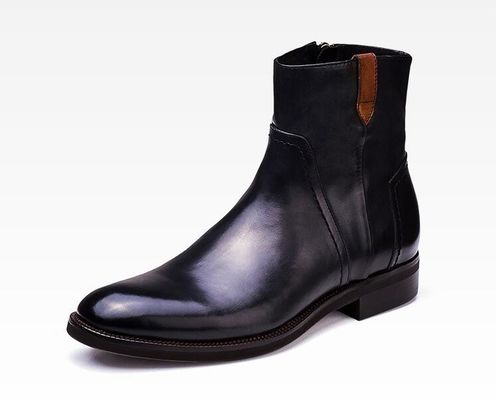 Britische geschnitzte Freizeit-Männer-Knöchel-Stiefel Spitzenzehe Brogue-Stil Chelsea-Stiefel