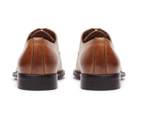 Geschäfts- / Hochzeitskleid für Männer Schuhe Bullock Echtleder Spitze Brogues