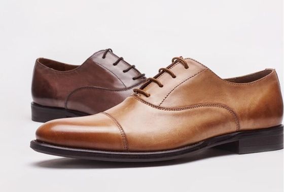 Geschäfts- / Hochzeitskleid für Männer Schuhe Bullock Echtleder Spitze Brogues