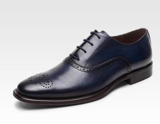 Schuhe mit Schnürsenkeln für Männer