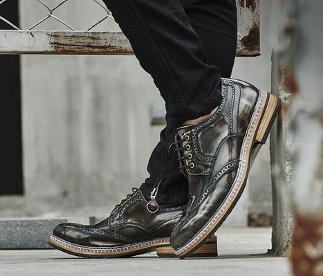 Mode italienischer Designer Männer Formalkleid Schuhe Echtleder Flach Luxus Hochzeitsschuhe