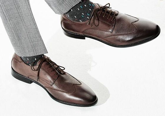 Anti-Rutsch-Italien Handgefertigte Oxford-Schuhe, Vollkorn-Leder für Männer Braune Formalschuhe