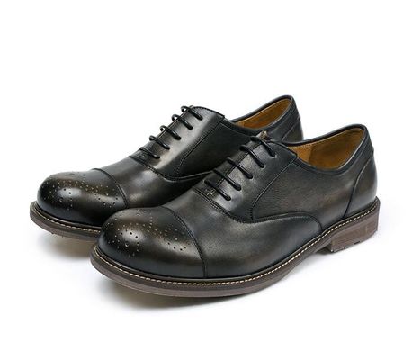 Schwarze, runde Zehen, bequeme Schuhe für Männer, atmungsaktive Schuhe für Geschäfte, bequeme Schuhe für Sport