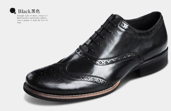Weiches Männer-Casual-Schuhe Normalgröße Braunes Leder Brogue Sneakers