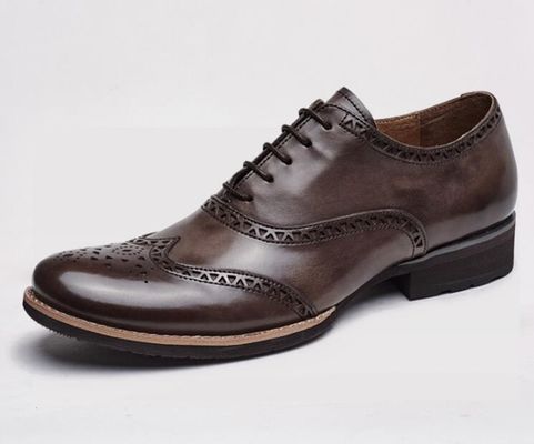 Handgefertigte Leder-Tassel-Schuhe für Männer, Bankett-Schuhe für Männer, aus Leder