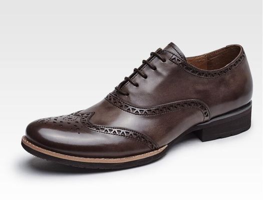 Handgefertigte Leder-Tassel-Schuhe für Männer, Bankett-Schuhe für Männer, aus Leder