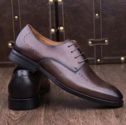 Round Toe Männer Leder Loafers Schädel Stil Oxford Schlupf auf Flächen Schuhe für die Party