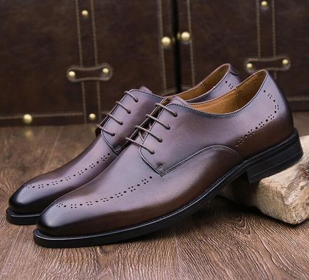 Round Toe Männer Leder Loafers Schädel Stil Oxford Schlupf auf Flächen Schuhe für die Party