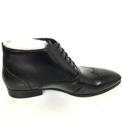 Reißverschlüsse Echtleder Winterschneemänner Stiefel Anti-Schleif-Gummisohle Einzigartiges Design