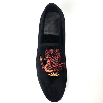 Slip On Männer Schwarz Suede Tassel Loafers mit rotem Leder