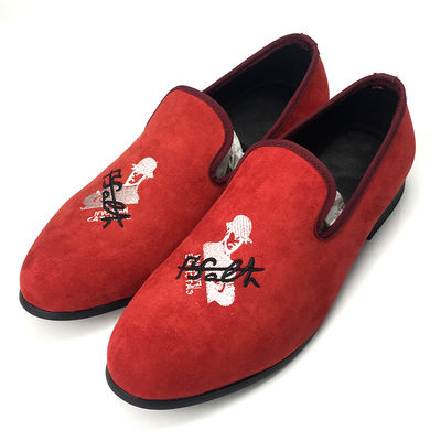 Rot-Männer-Velvet-Loafers Schädel-Stil Custom-Männer-Flach-Casual-Schuhe Muster verfügbar