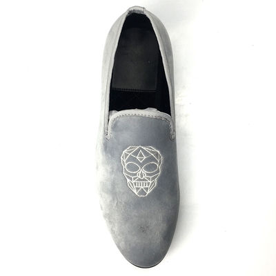 Broderierte Slip auf Samt Loafers, Männliche High-End Männer Loafers