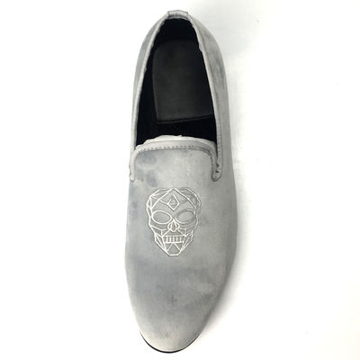 Broderierte Slip auf Samt Loafers, Männliche High-End Männer Loafers