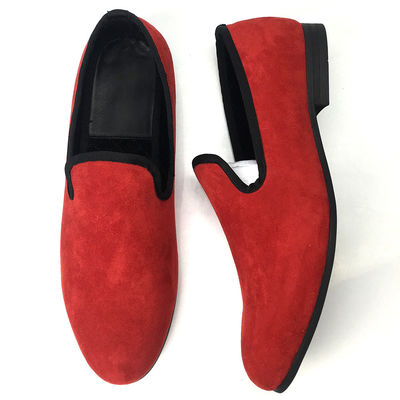Royal Style Männer Samt-Schuhe Broderierte Männer Samt-Burgundy-Loafers