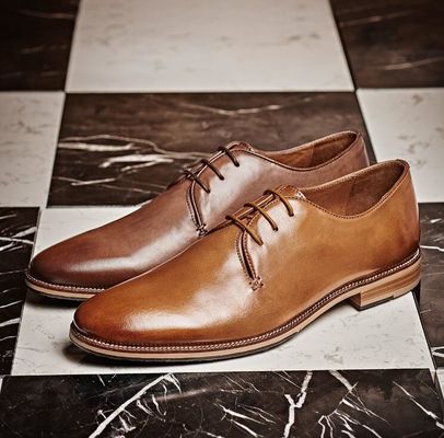 Goodyear Handgefertigte Oxford-Leder-Schuhe für Männer mit vier Farben