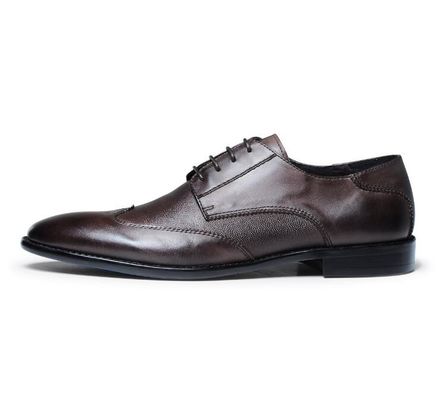 Italienisches Design, originelle Leder-Dress-Schuhe für Männer, kundenspezifische Formalschuhe für Männer.