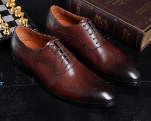 Modeherren, Schuhen, Brogue versteckt, High Heels, Lederschuhe für Männer.