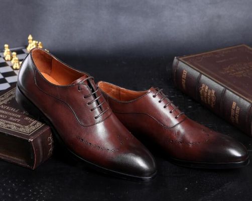 Modeherren, Schuhen, Brogue versteckt, High Heels, Lederschuhe für Männer.