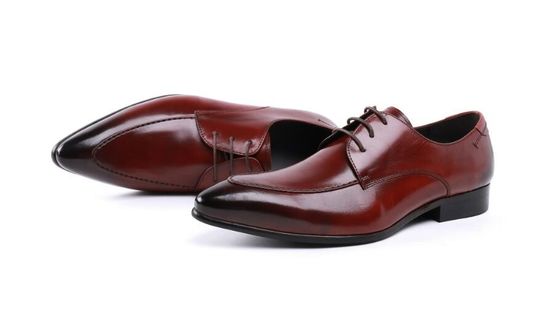 Prägte Design Patent Leder schwarze Schuhs, Schuhschnürchen