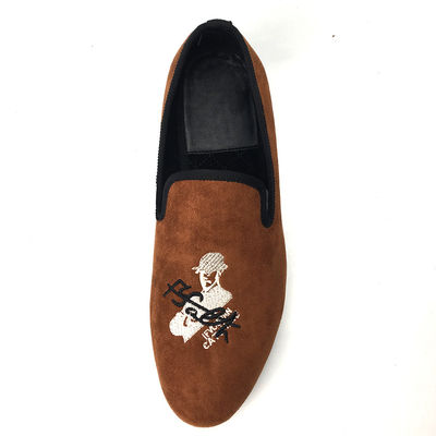 Orange-Männer-Velvetloafers Tragen Sie resistente Atmung komfortable Lederloafers